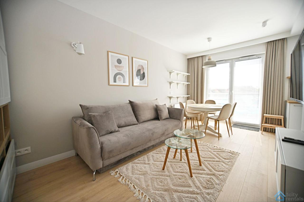 Beige 3City Apartment With Parking In Gdansk By Noclegi Renters מראה חיצוני תמונה
