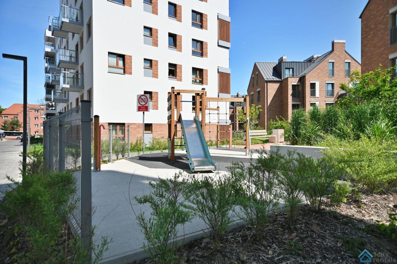 Beige 3City Apartment With Parking In Gdansk By Noclegi Renters מראה חיצוני תמונה